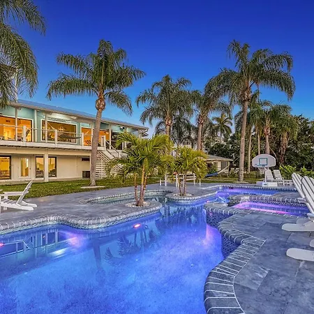 Villa The Pearl On The Bay - 1370
